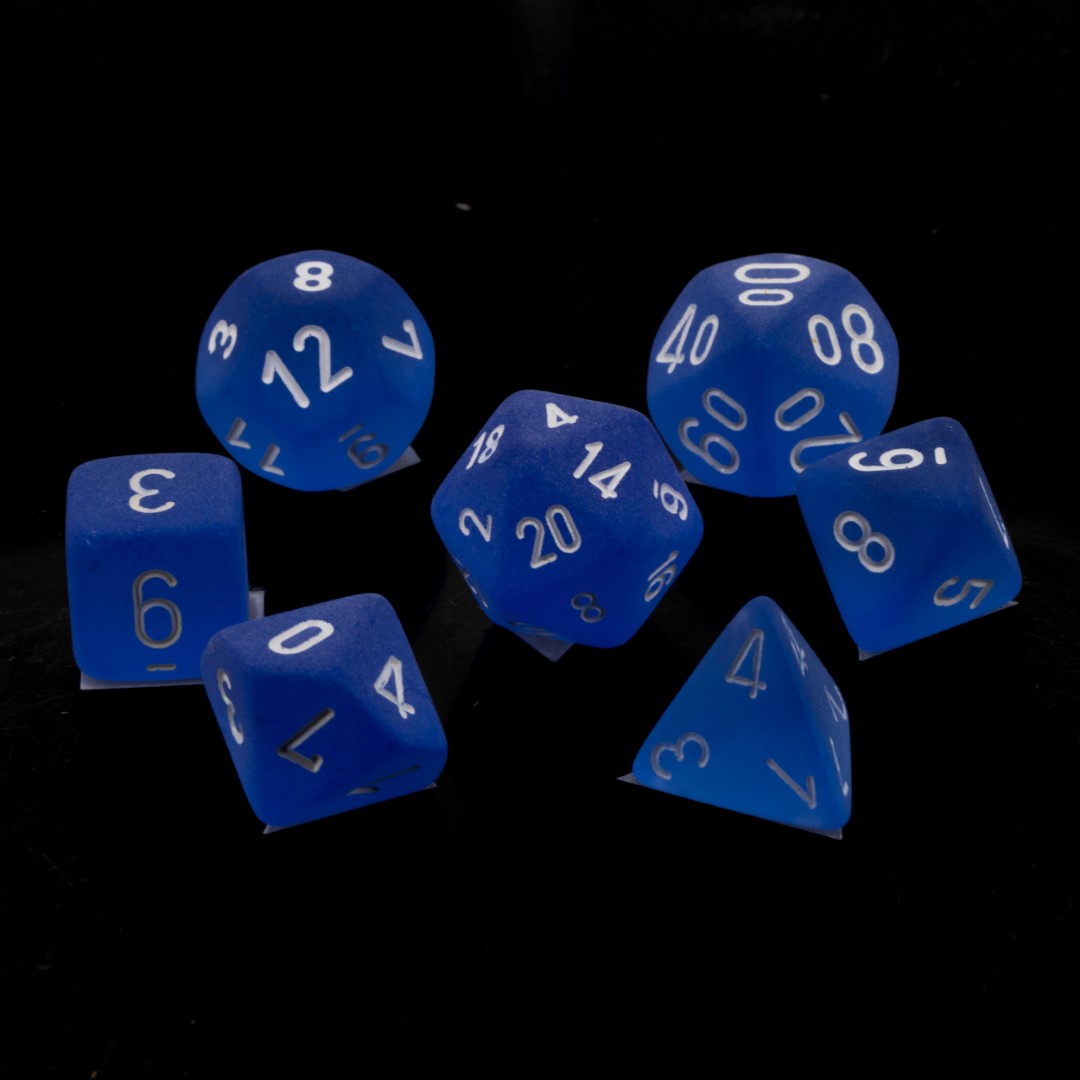 Frosted Polyhedral Blau / weiß 7-Würfel Set