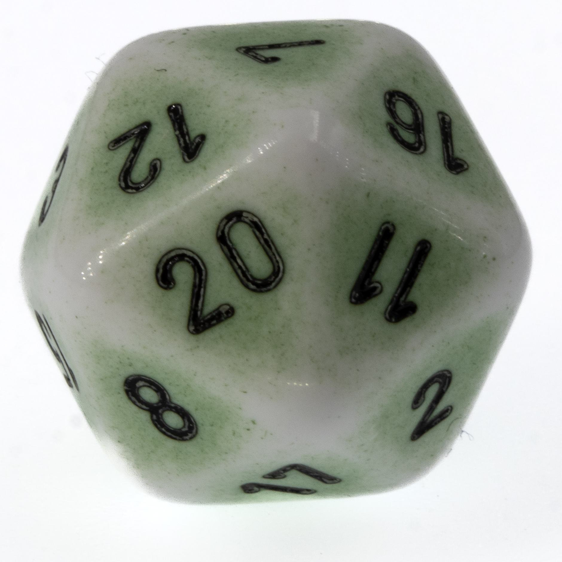 W20 Würfel in grün / black Satt