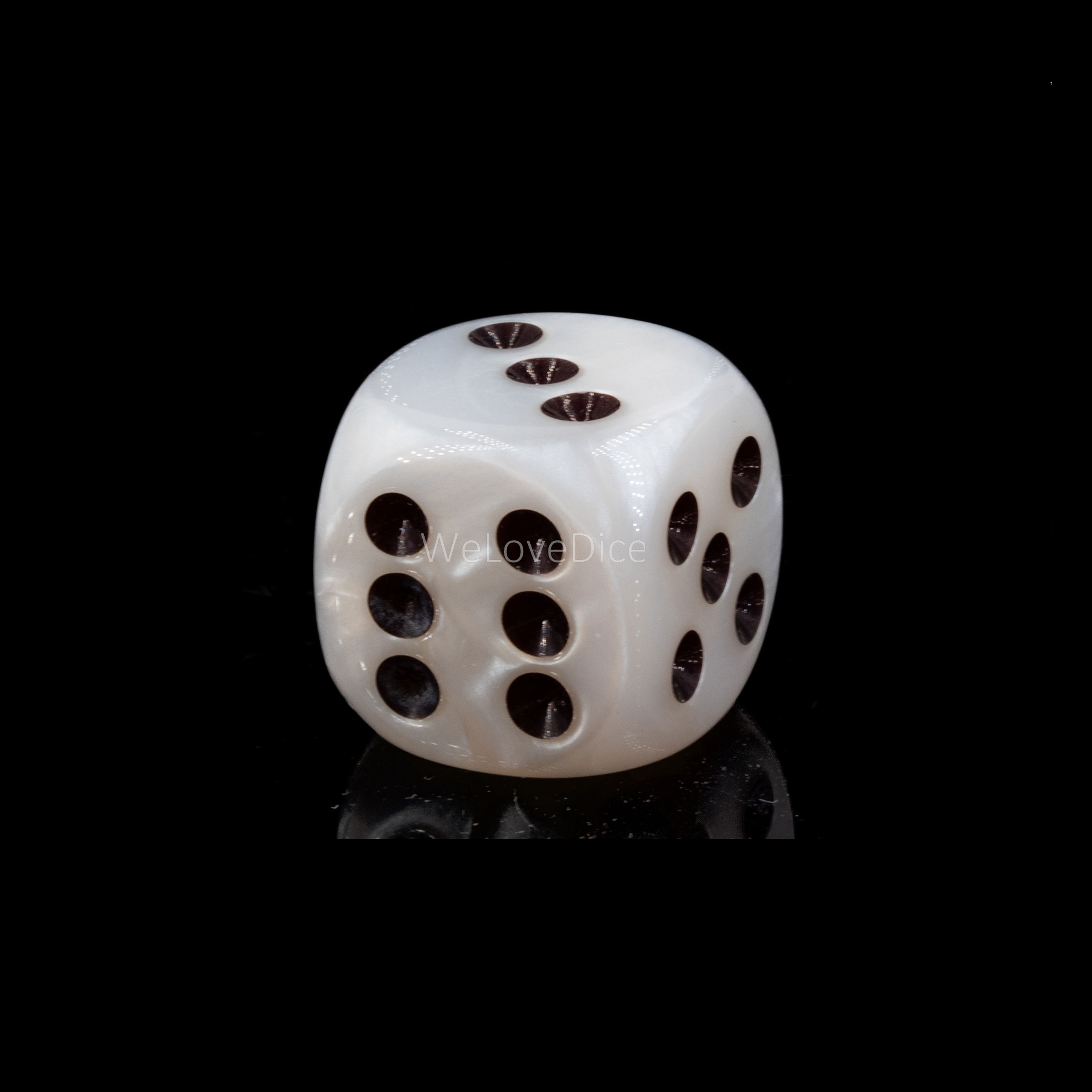 12mm Würfel in weiß / schwarz Seide