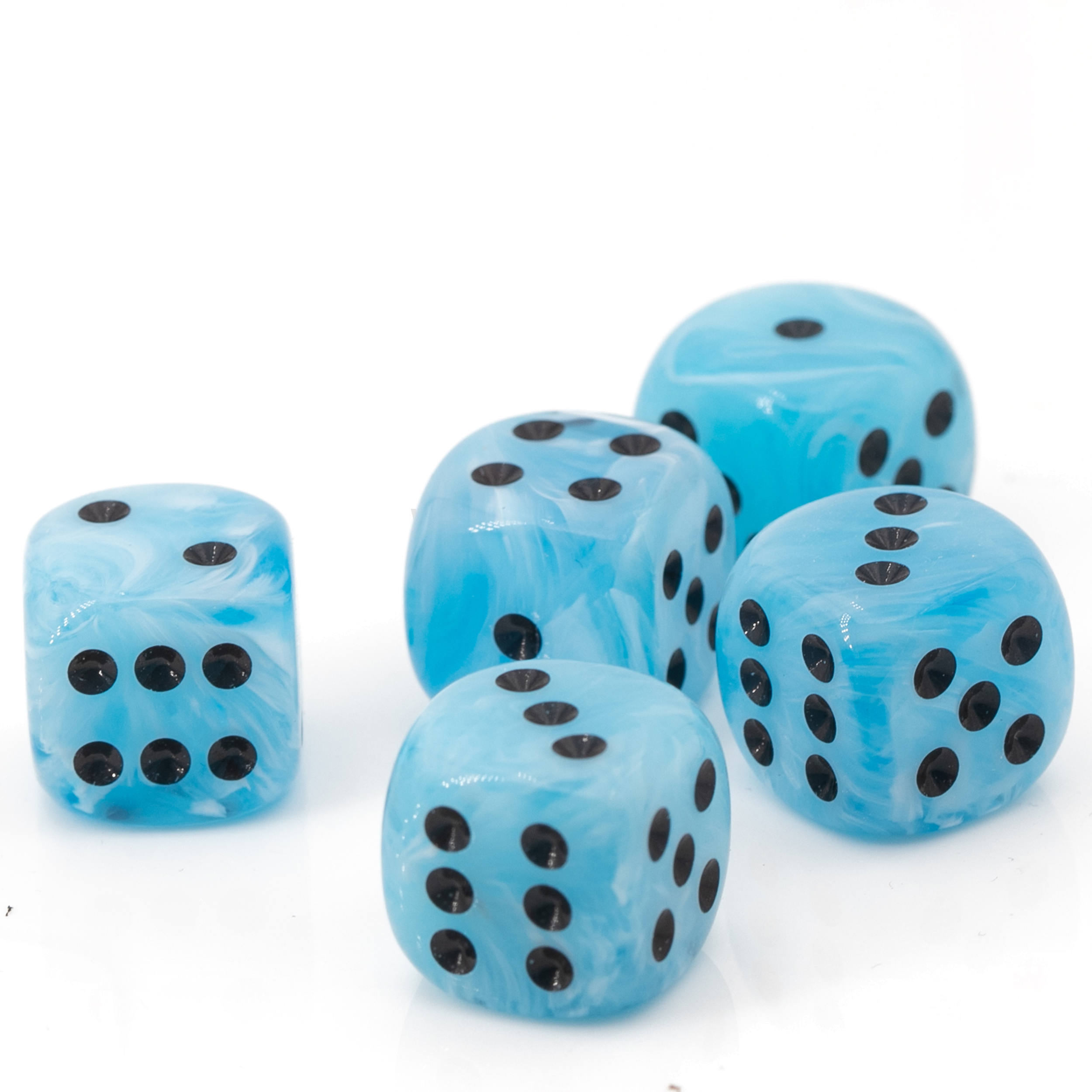 12mm Würfel in himmelblau / schwarz Marmor