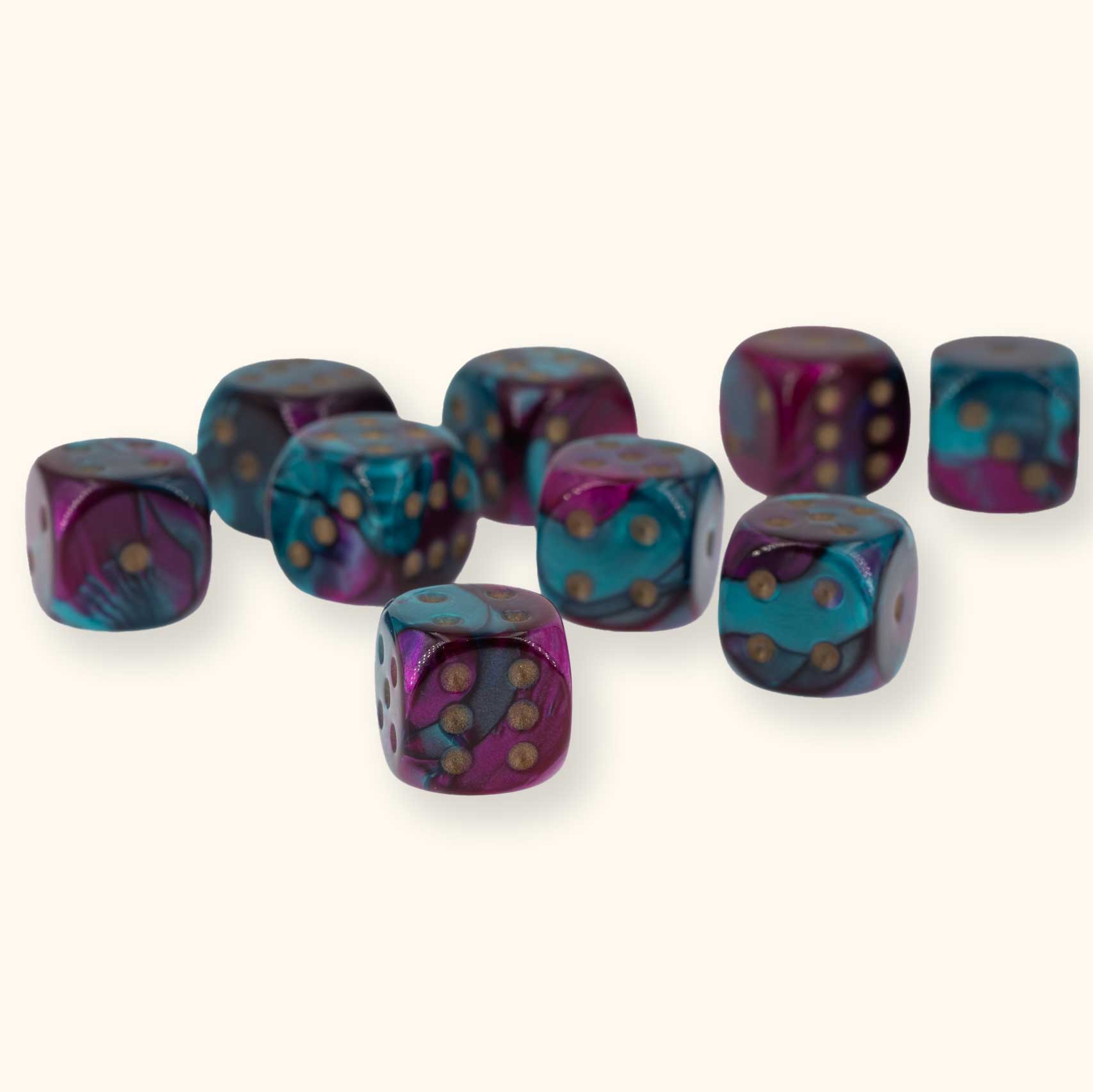 12mm Würfel in Lila-Blaugrün / gold Gemini®