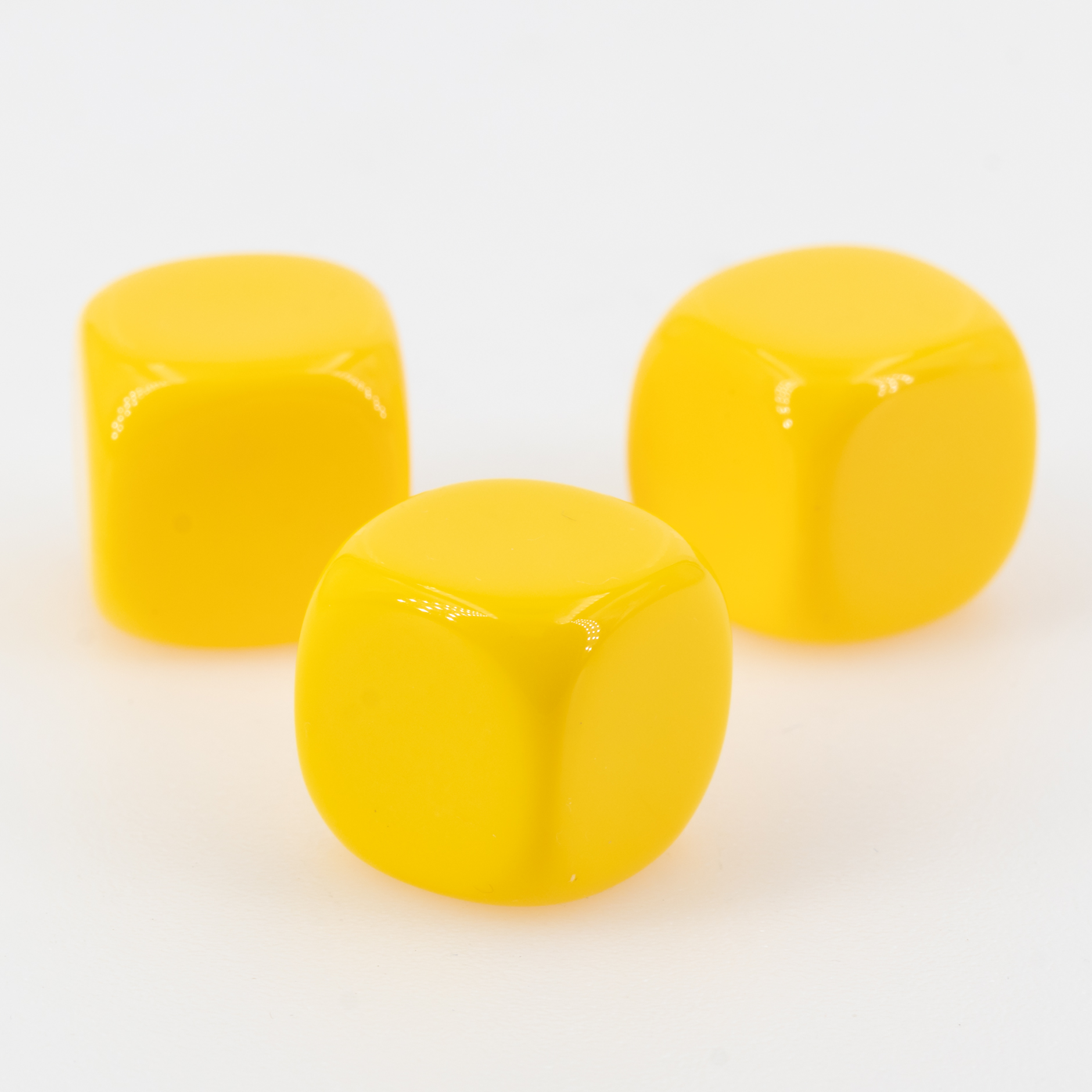 16mm Blanko Würfel in gelb Satt