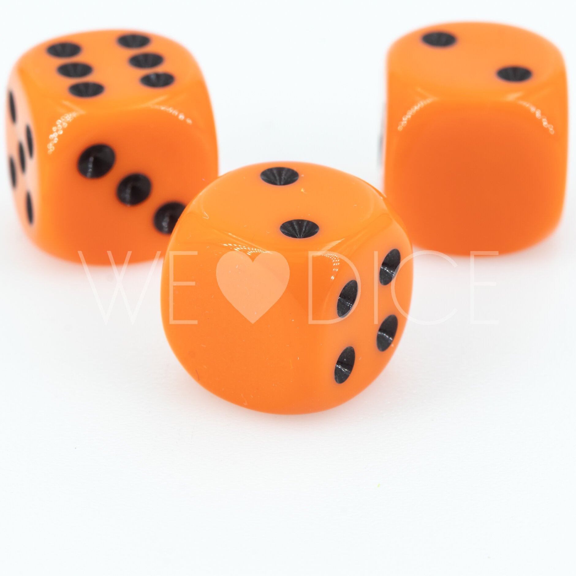 16mm Würfel in orange / schwarz Satt ohne "1"