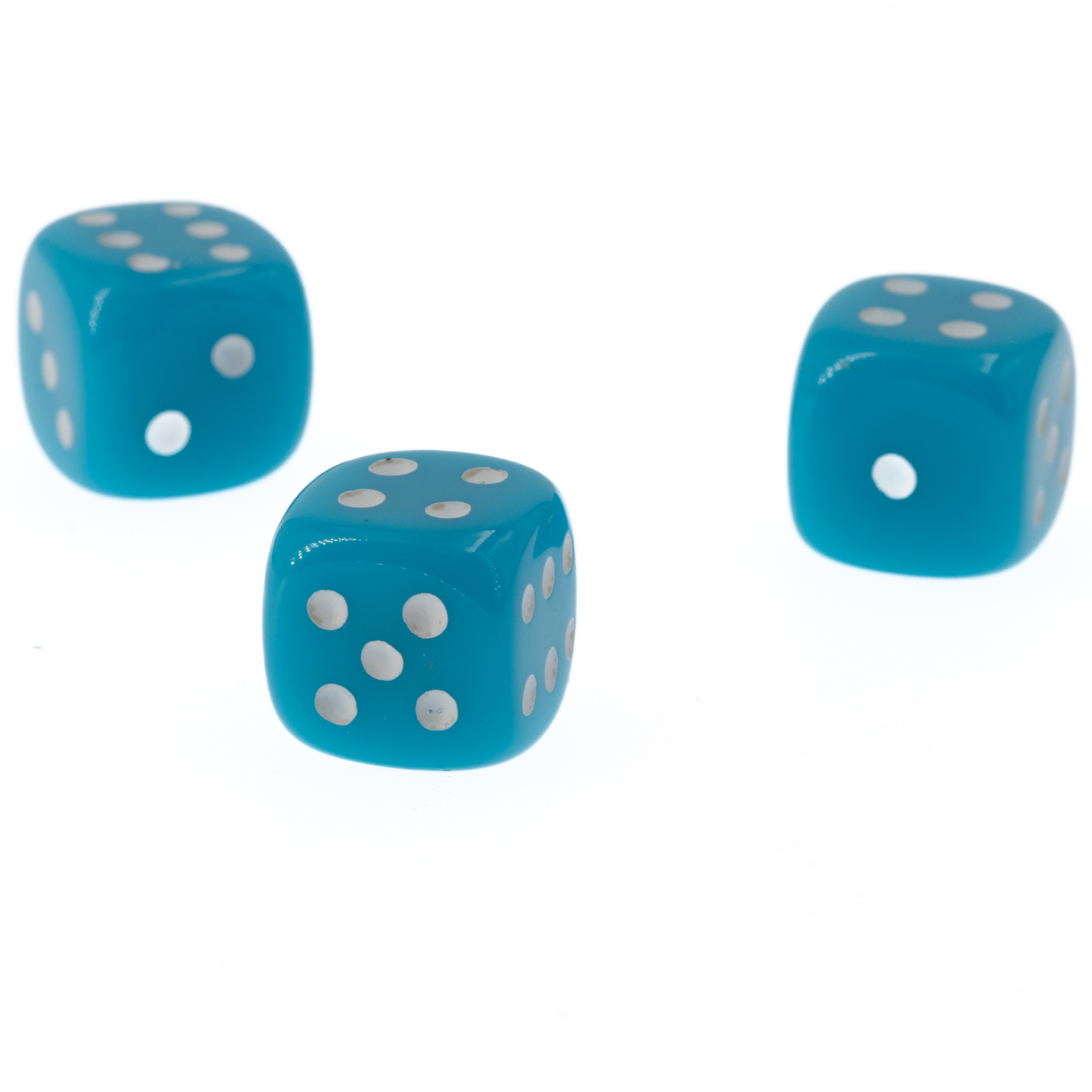 10mm Würfel in türkis / weiss Satt