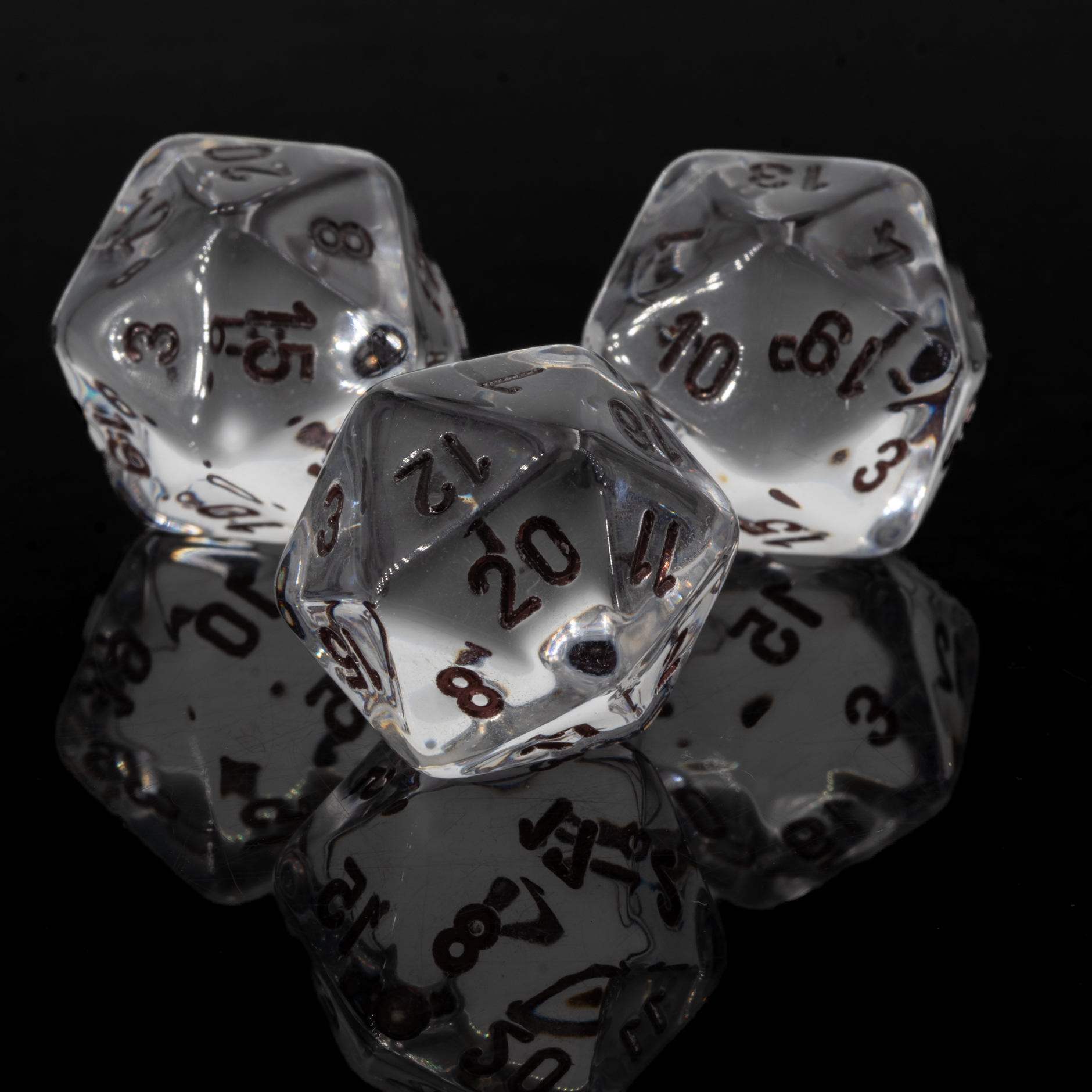 W20 Würfel in glasklar transparent / schwarz Transparent