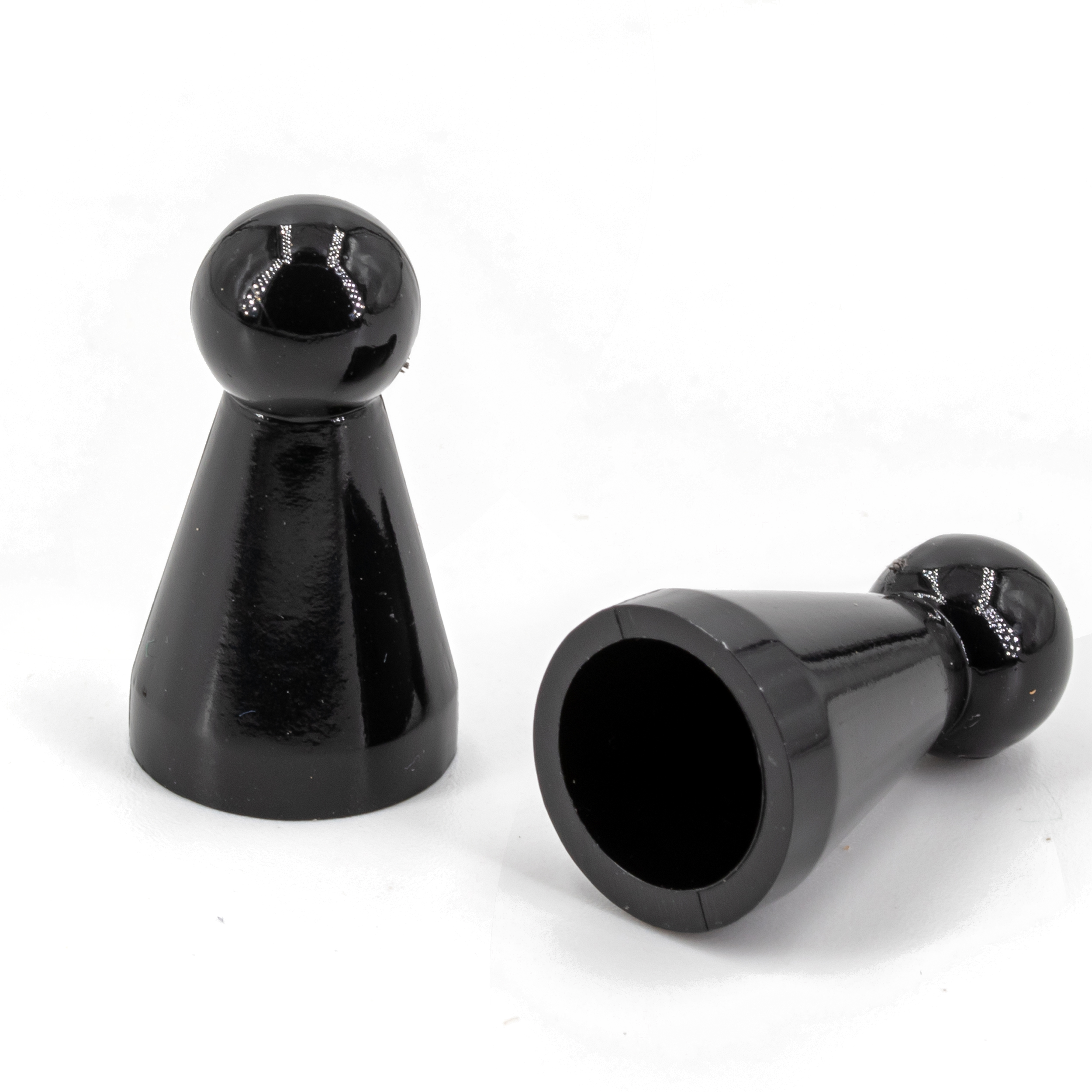 Halmakegel in schwarz 